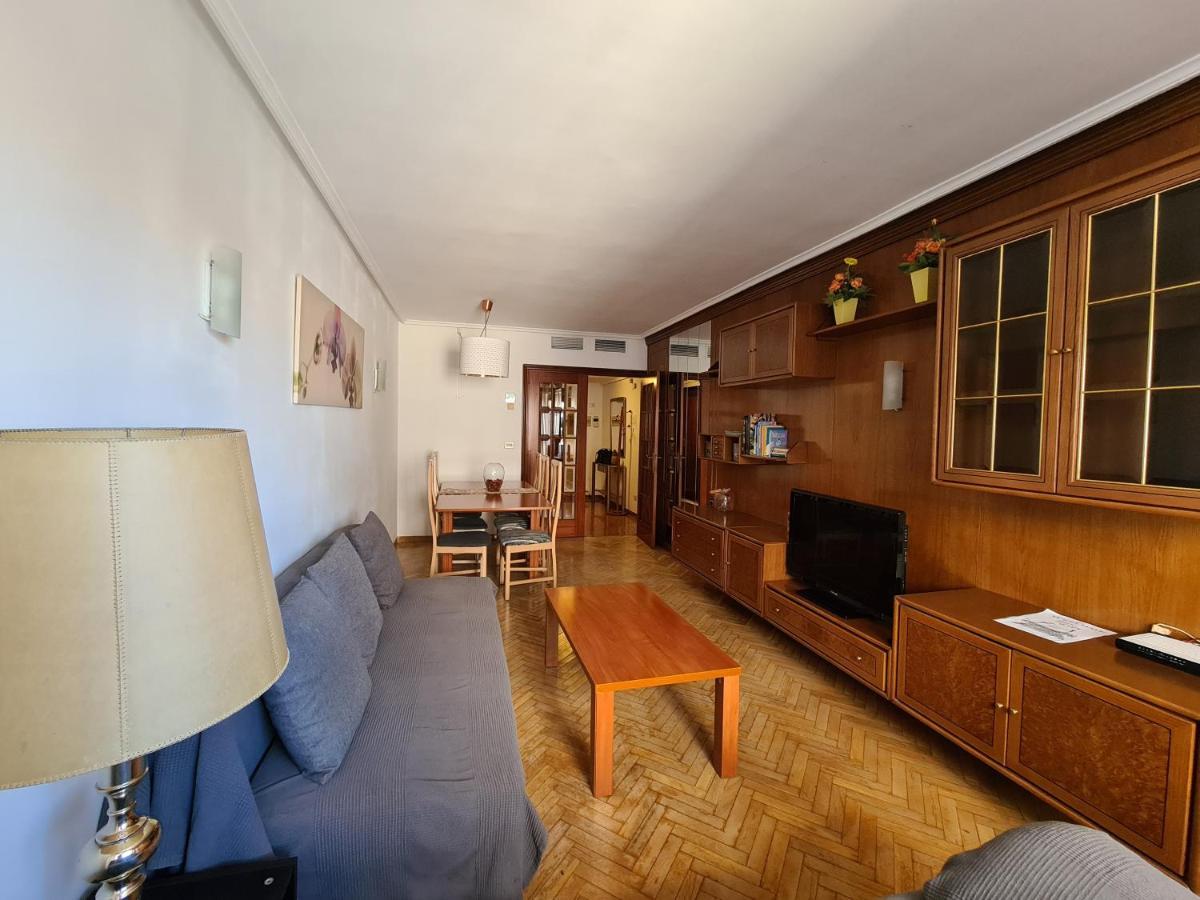 Dos Torres Tauriel - Espacioso Apartamento Con Impresionantes Vistas Y Garaje Privado Saragozza Esterno foto