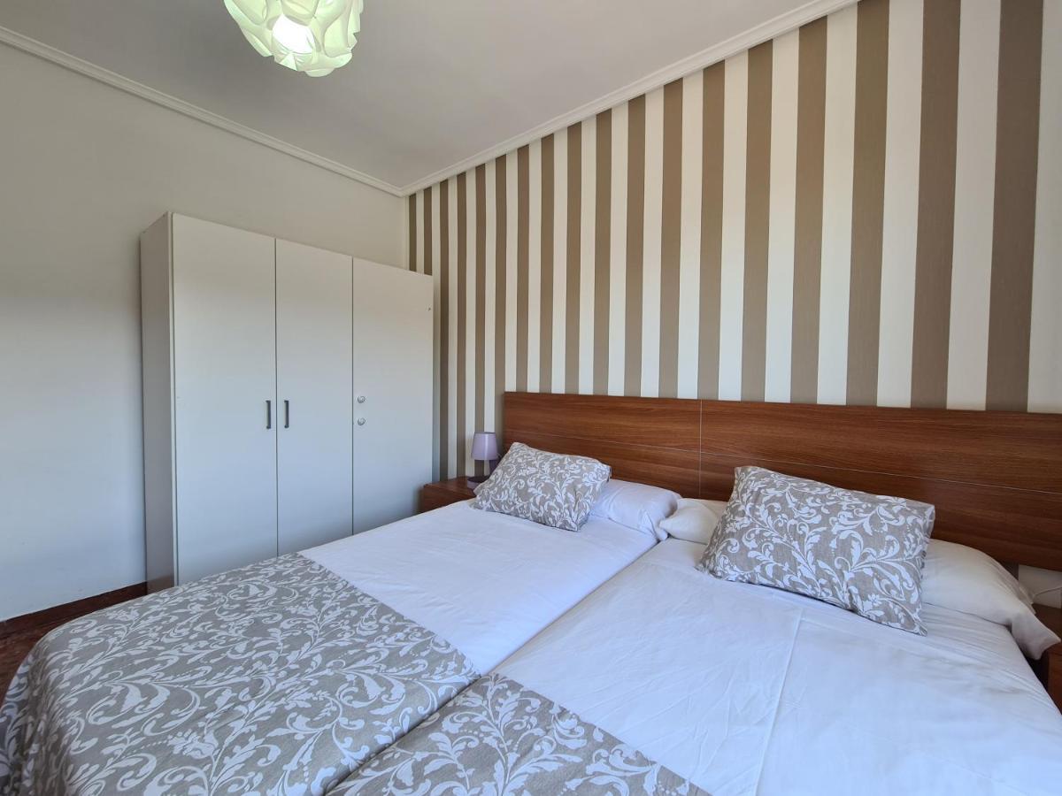 Dos Torres Tauriel - Espacioso Apartamento Con Impresionantes Vistas Y Garaje Privado Saragozza Esterno foto