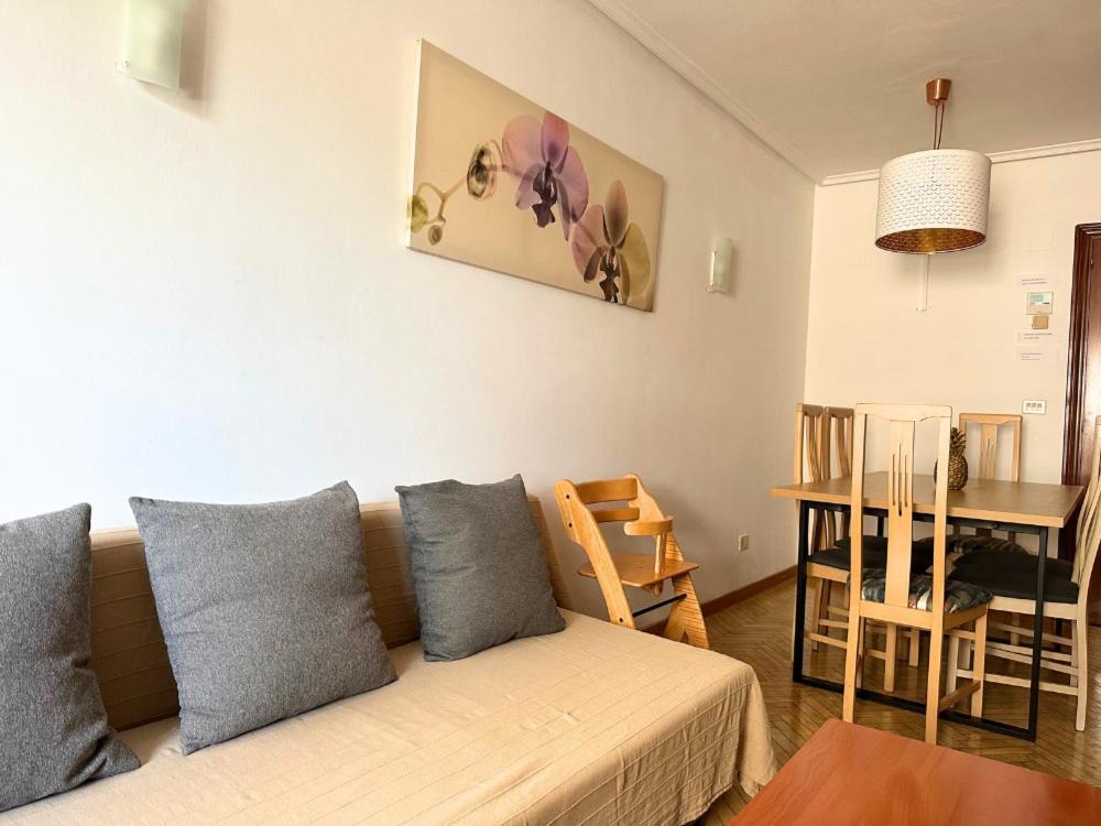 Dos Torres Tauriel - Espacioso Apartamento Con Impresionantes Vistas Y Garaje Privado Saragozza Esterno foto